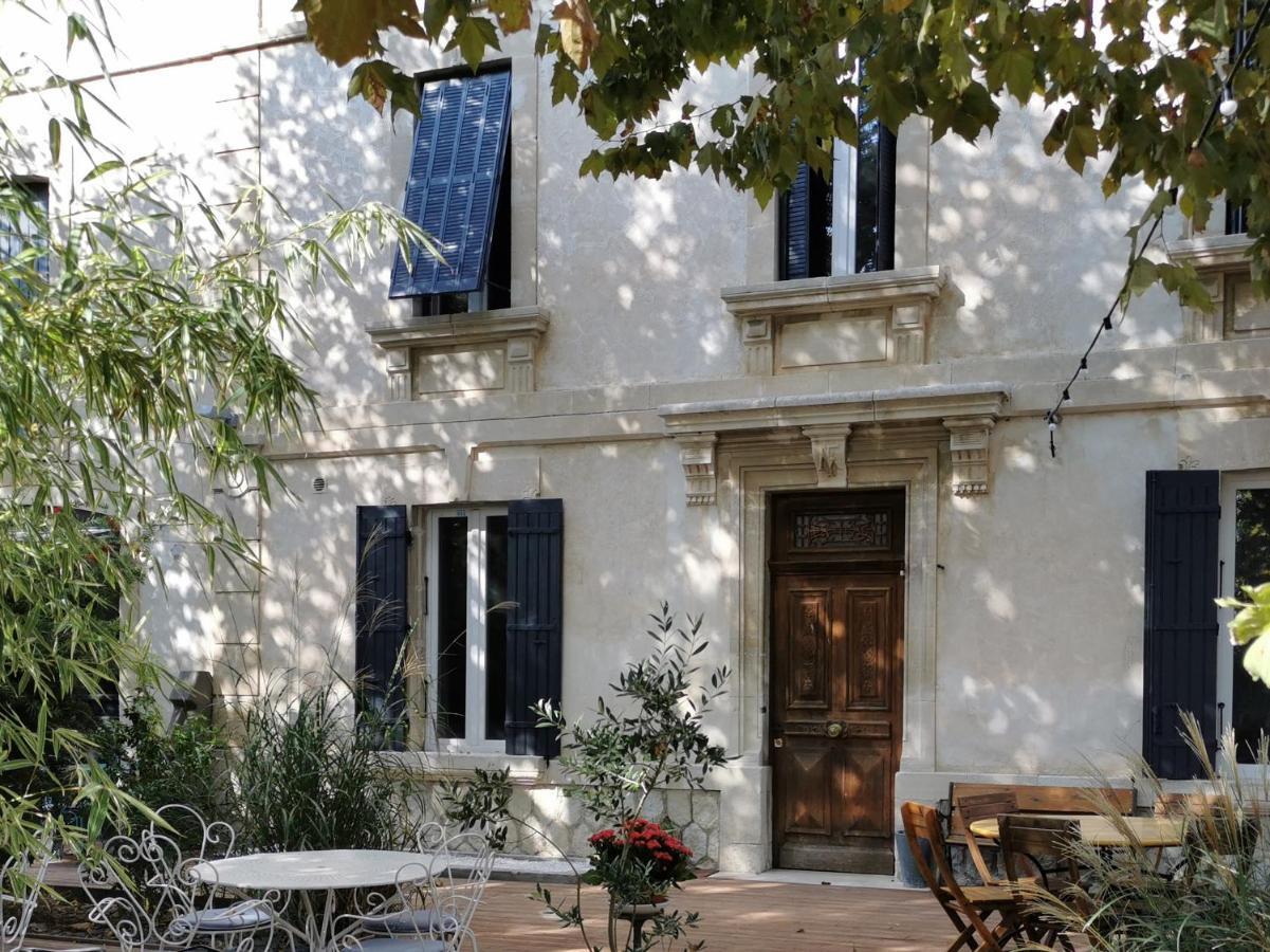 Maison D' Alys Entre Luberon Et Alpilles Cabannes Buitenkant foto